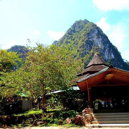 The Cliff & River Jungle Resort Phanom エクステリア 写真