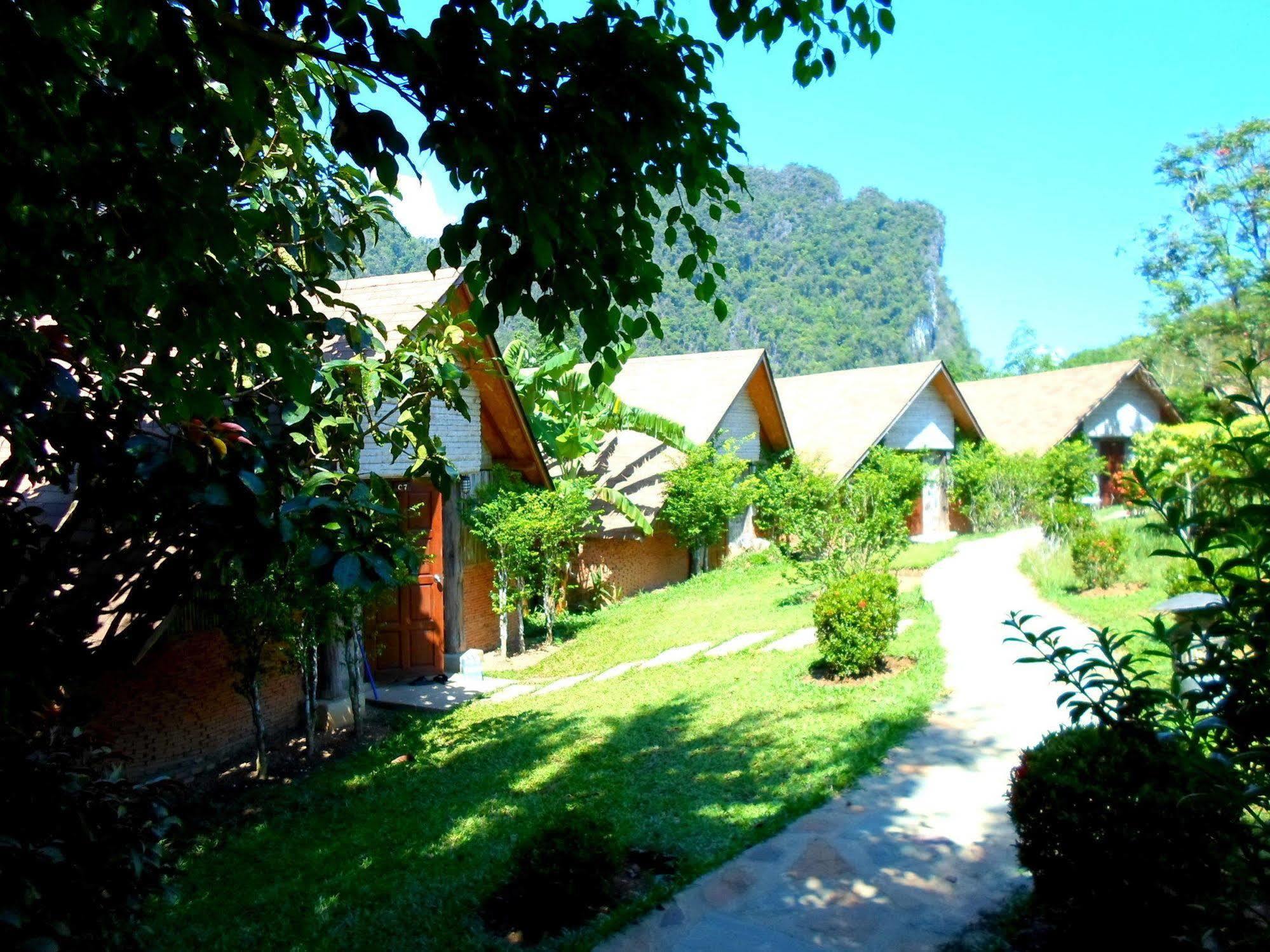 The Cliff & River Jungle Resort Phanom エクステリア 写真